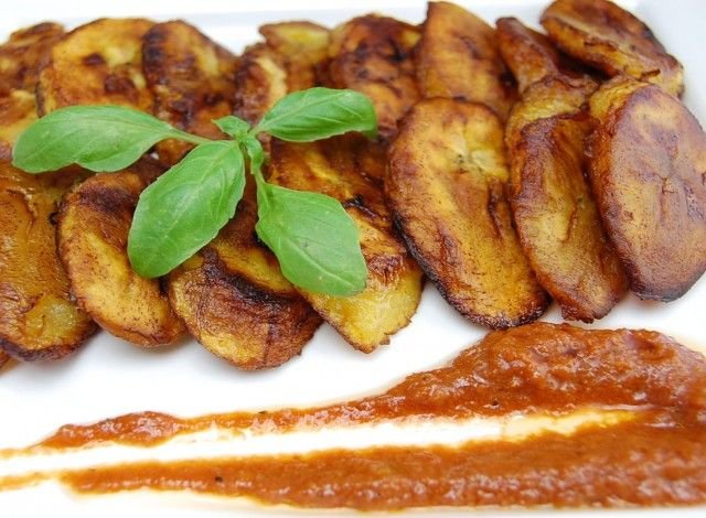 Makemba (Fried Plantains)